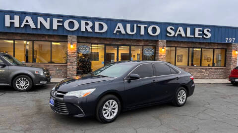 2016 Toyota Camry LE FWD photo