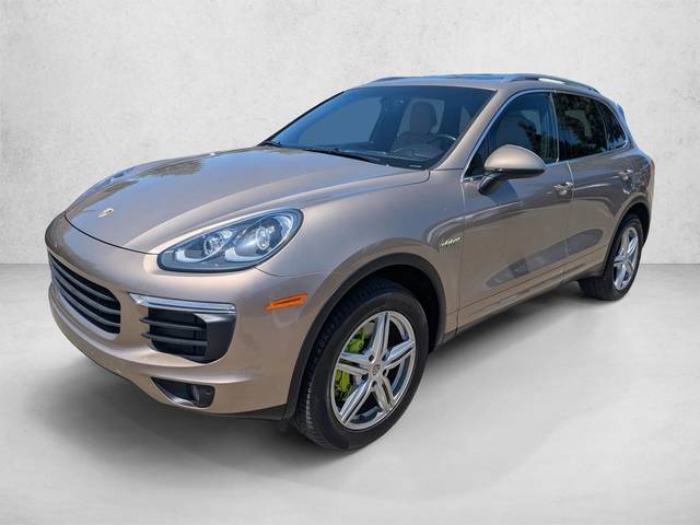 2016 Porsche Cayenne S E-Hybrid AWD photo