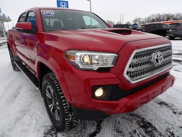 2016 Toyota Tacoma TRD Sport 4WD photo