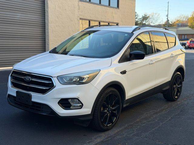 2017 Ford Escape SE FWD photo