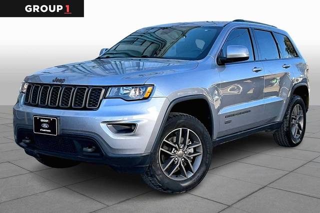 2016 Jeep Grand Cherokee 75th Anniversary 4WD photo