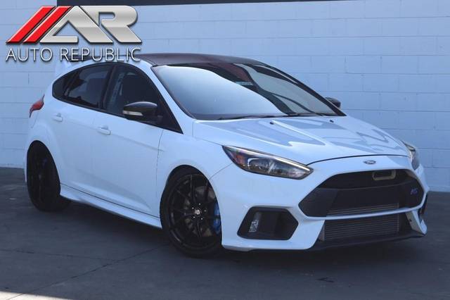 2016 Ford Focus RS AWD photo