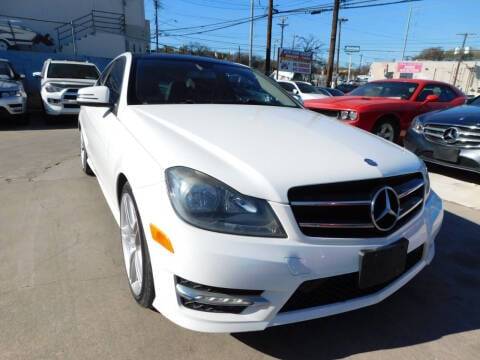 2015 Mercedes-Benz C-Class C 250 RWD photo