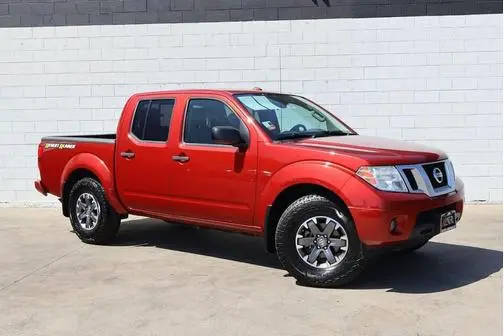 2016 Nissan Frontier Desert Runner RWD photo