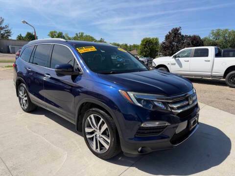 2016 Honda Pilot Touring AWD photo