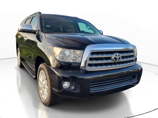 2016 Toyota Sequoia Platinum 4WD photo