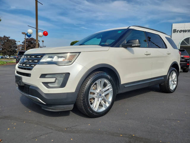 2016 Ford Explorer XLT 4WD photo