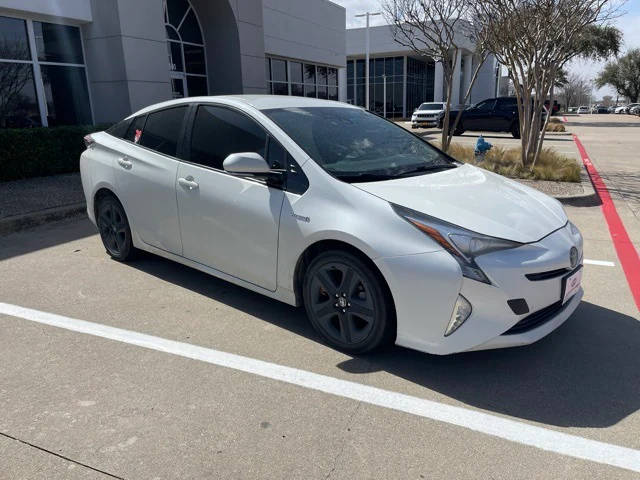2016 Toyota Prius Two Eco FWD photo
