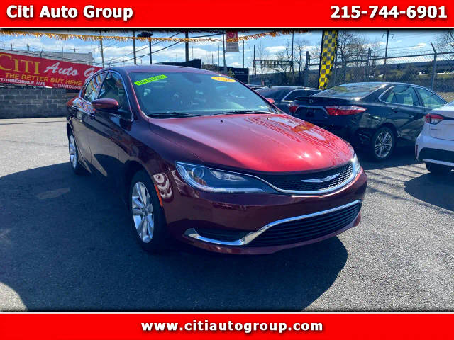 2016 Chrysler 200 Limited FWD photo