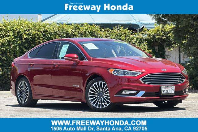2017 Ford Fusion Hybrid Titanium FWD photo
