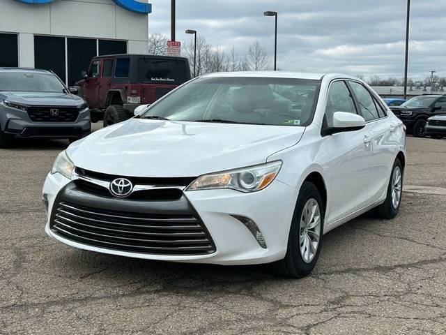 2016 Toyota Camry LE FWD photo