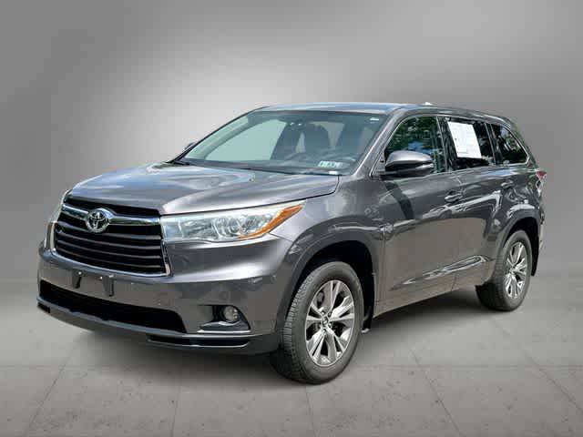 2016 Toyota Highlander LE Plus AWD photo