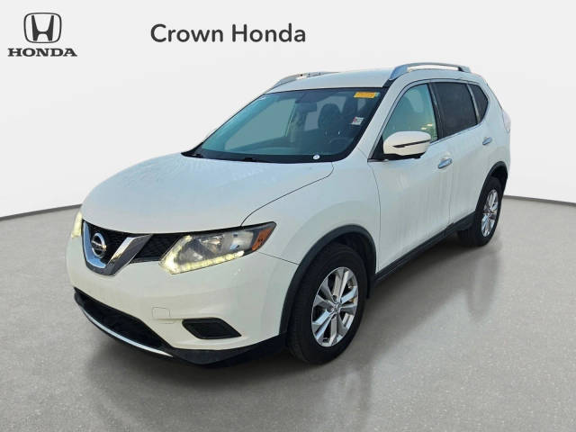 2016 Nissan Rogue SV FWD photo