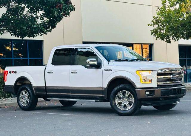 2016 Ford F-150 Lariat 4WD photo