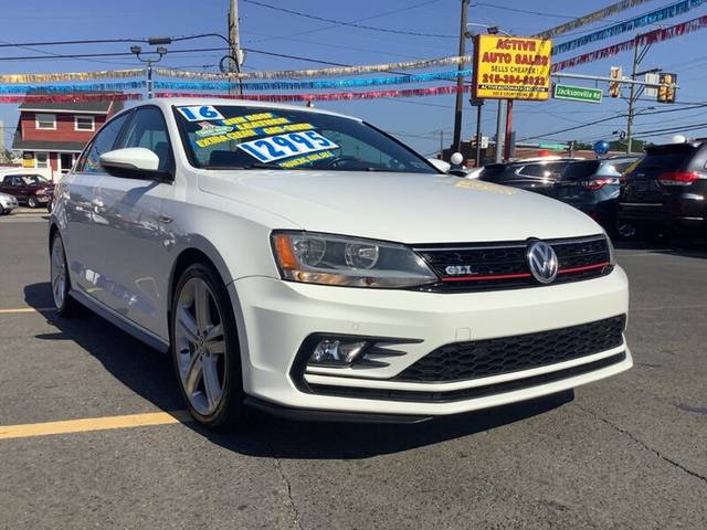 2016 Volkswagen Jetta 2.0T GLI SE FWD photo