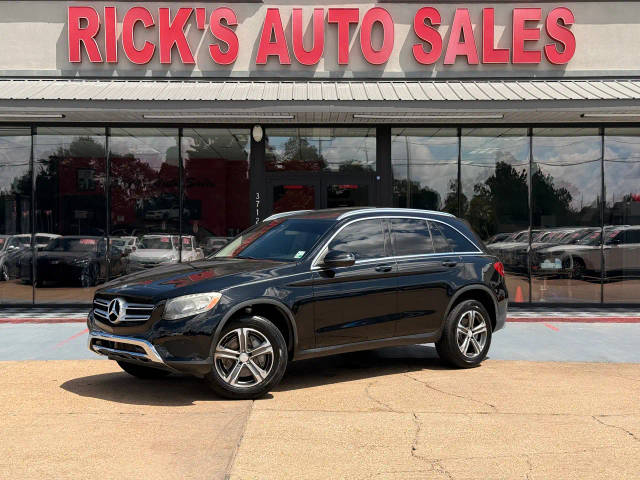2016 Mercedes-Benz GLC-Class GLC 300 RWD photo