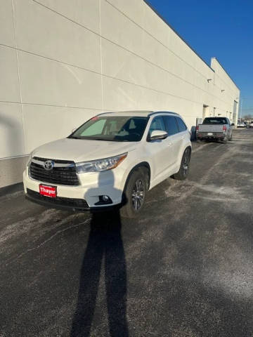 2016 Toyota Highlander XLE FWD photo