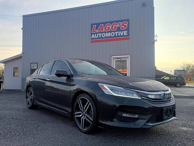 2016 Honda Accord Touring FWD photo