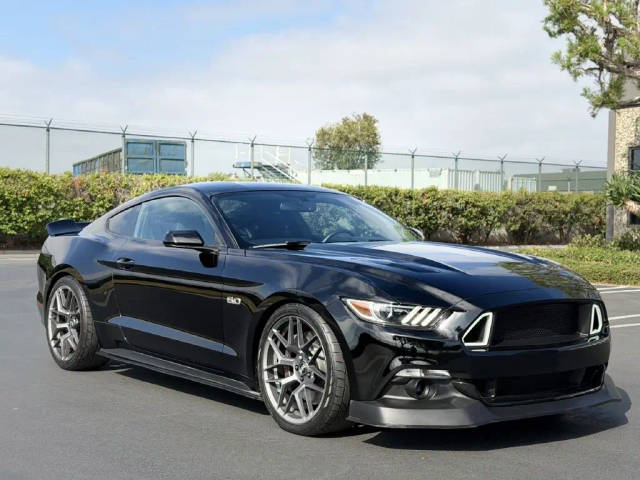 2016 Ford Mustang GT RWD photo