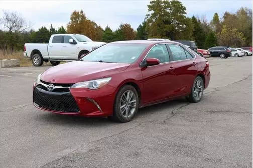 2016 Toyota Camry SE FWD photo