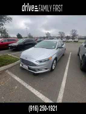 2017 Ford Fusion Energi SE FWD photo