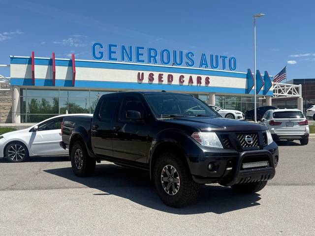 2016 Nissan Frontier PRO-4X 4WD photo