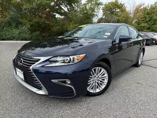 2016 Lexus ES  FWD photo