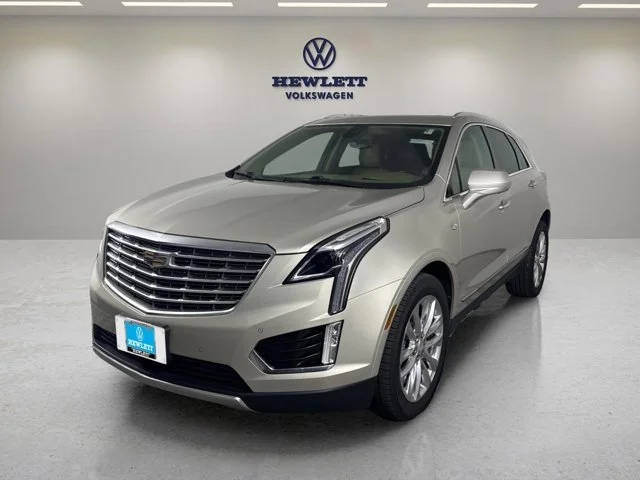 2017 Cadillac XT5 Platinum AWD AWD photo