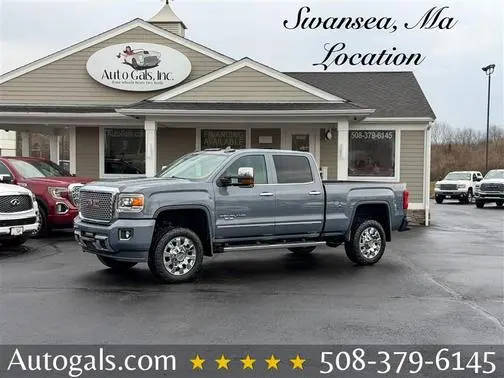 2016 GMC Sierra 2500HD Denali 4WD photo