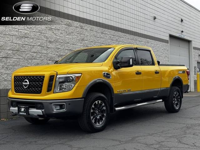 2016 Nissan Titan XD PRO-4X 4WD photo