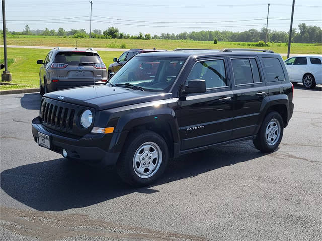 2016 Jeep Patriot Sport FWD photo