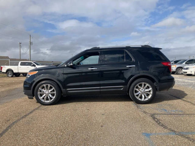 2015 Ford Explorer XLT FWD photo