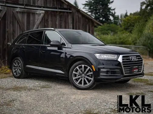 2017 Audi Q7 Prestige AWD photo
