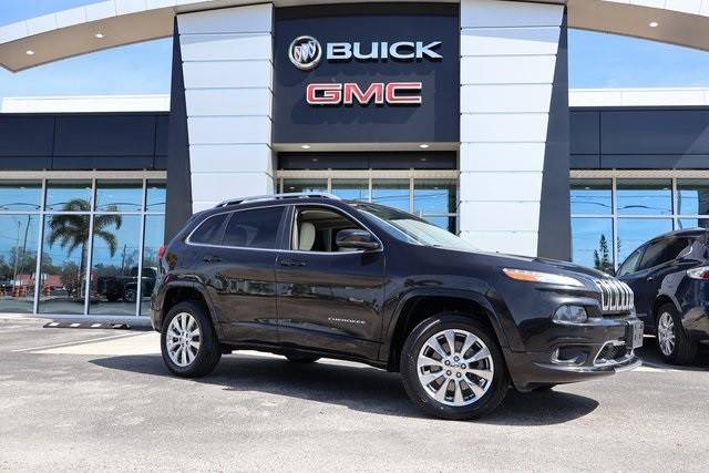 2016 Jeep Cherokee Overland 4WD photo