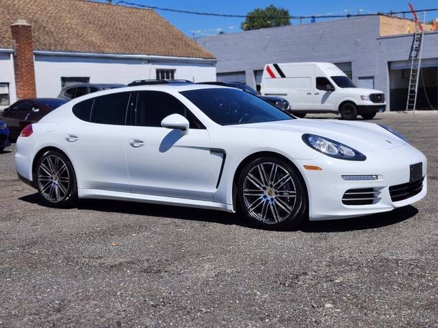 2016 Porsche Panamera 4 Edition AWD photo