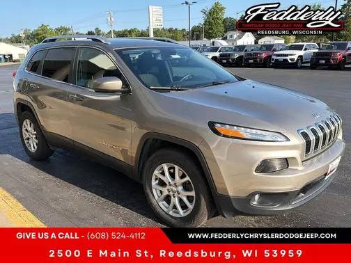 2016 Jeep Cherokee Latitude 4WD photo