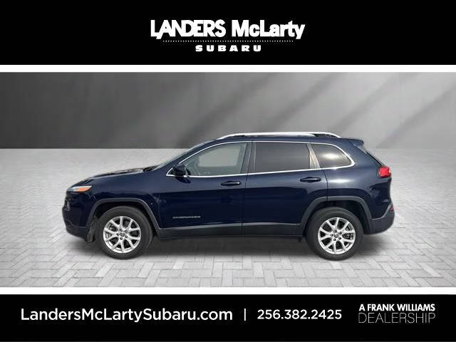 2016 Jeep Cherokee Latitude FWD photo