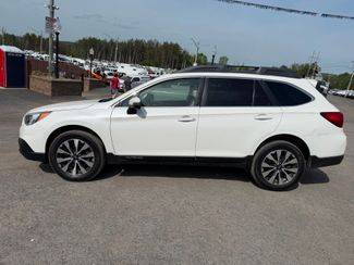 2016 Subaru Outback 2.5i Limited AWD photo