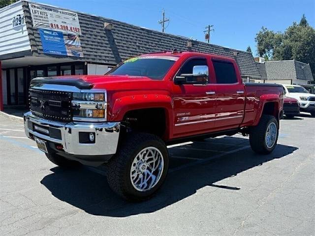 2015 Chevrolet Silverado 2500HD LTZ 4WD photo