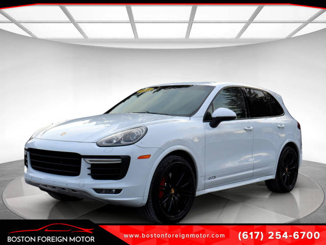 2016 Porsche Cayenne GTS AWD photo