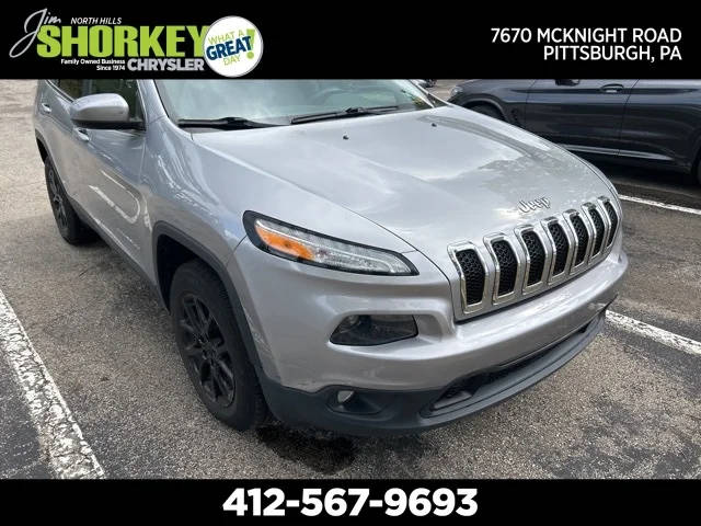 2016 Jeep Cherokee Latitude 4WD photo