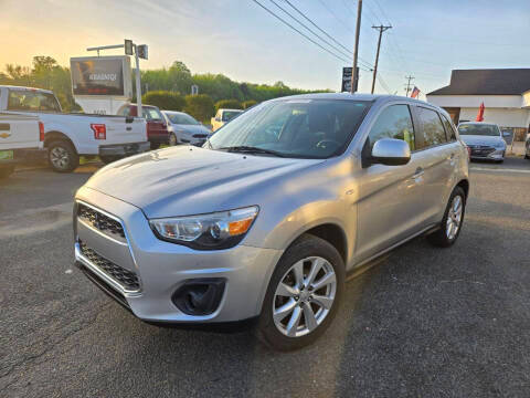 2015 Mitsubishi Outlander Sport ES FWD photo