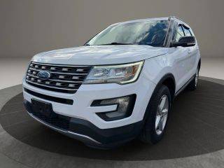 2016 Ford Explorer XLT 4WD photo