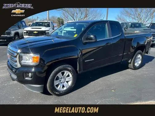 2016 GMC Canyon 4WD SLE 4WD photo