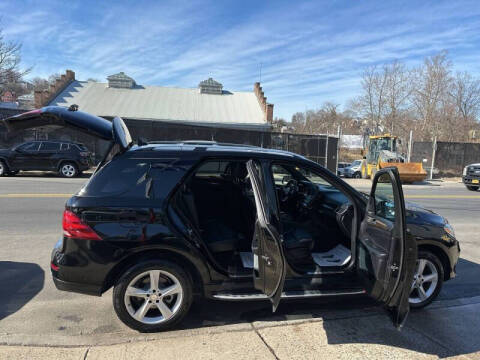 2016 Mercedes-Benz GLE-Class GLE 350 AWD photo