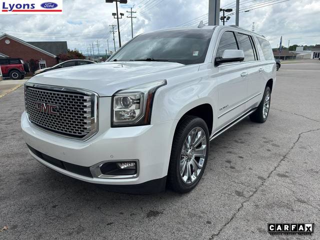 2016 GMC Yukon XL Denali RWD photo