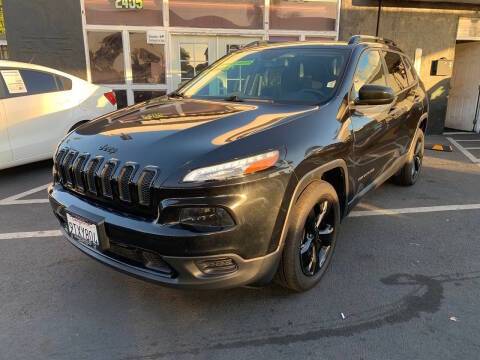 2016 Jeep Cherokee Altitude FWD photo