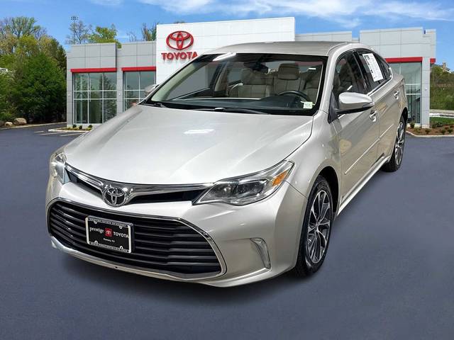 2016 Toyota Avalon XLE FWD photo