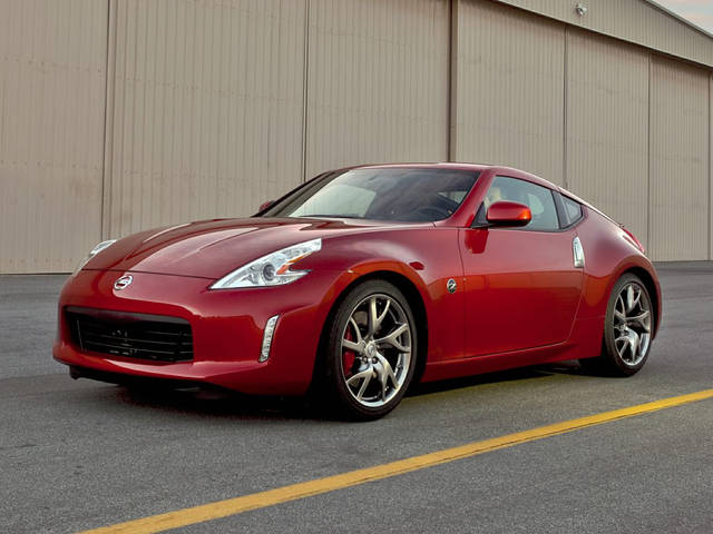 2016 Nissan 370Z Sport Tech RWD photo