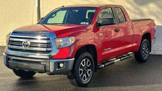 2016 Toyota Tundra SR5 4WD photo